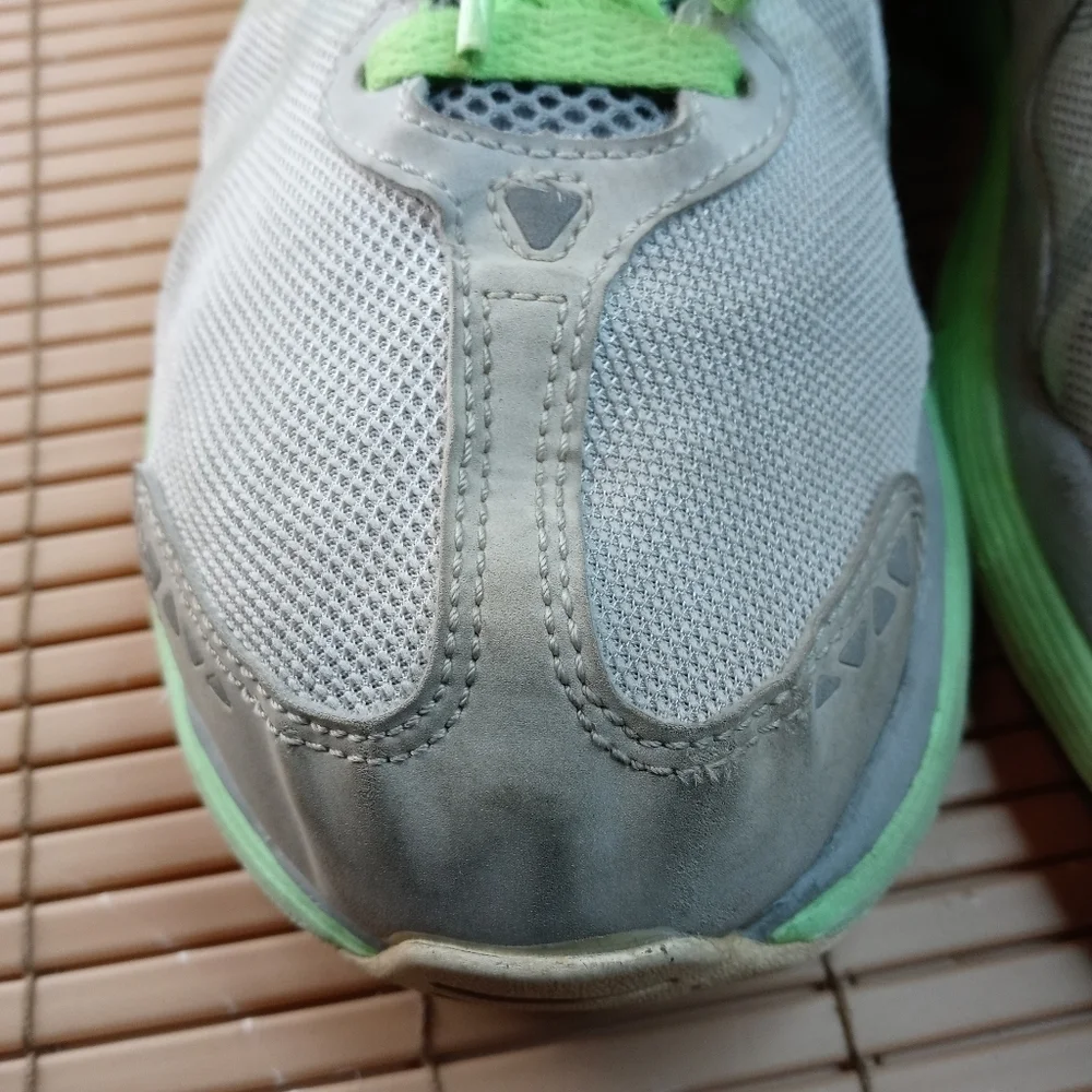Nike LunarMax+ Running Shoe gray/ green Neon 415323-010 Low Lace Up men's 12 M.